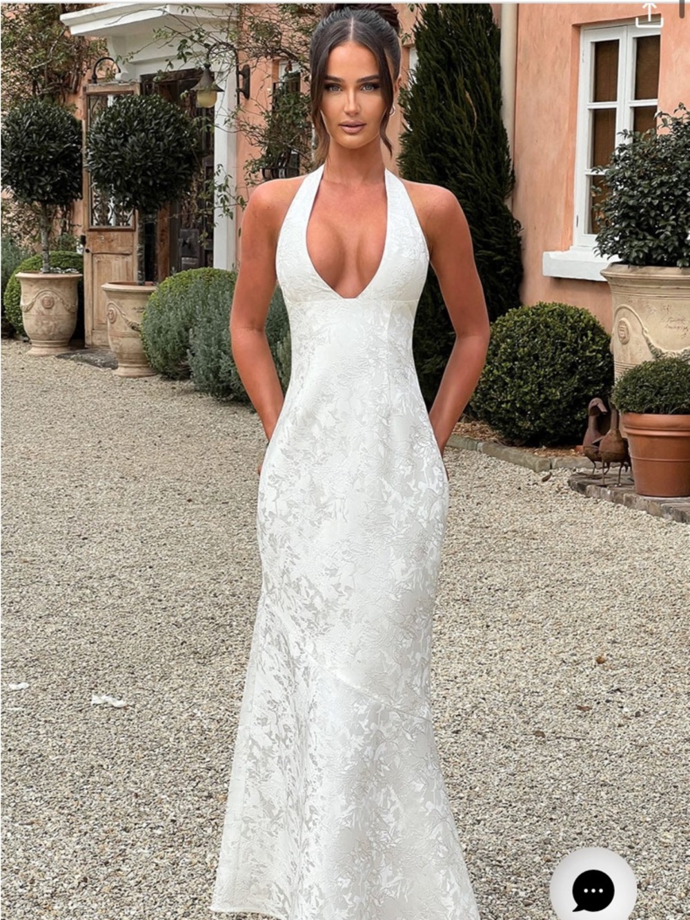 NWT Elegant ivory Halter Neck Maxi Dress